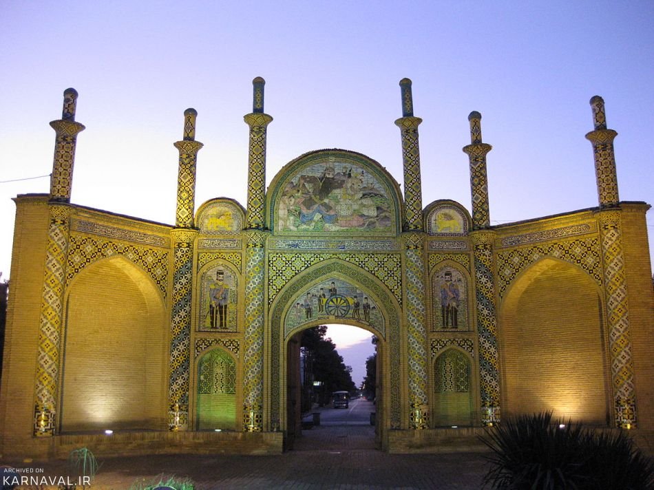 دروازه ارگ سمنان